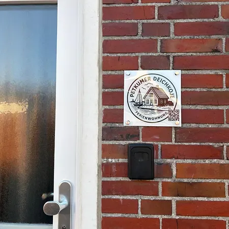 Petkumer Deichkoje *